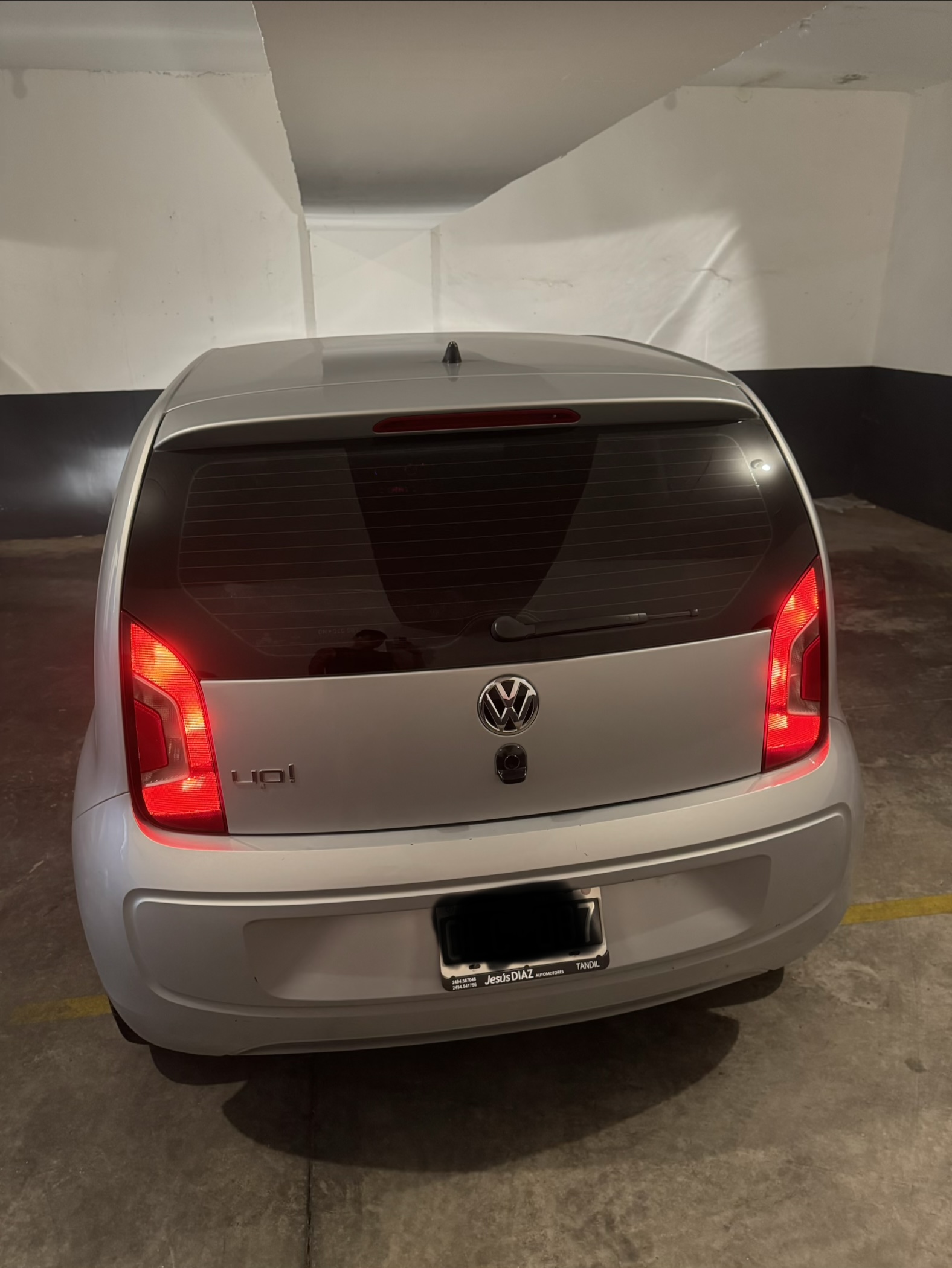Volkswagen Up frontal
